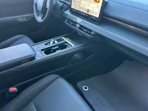 New 2026 Lexus ES 350e FWD image 12