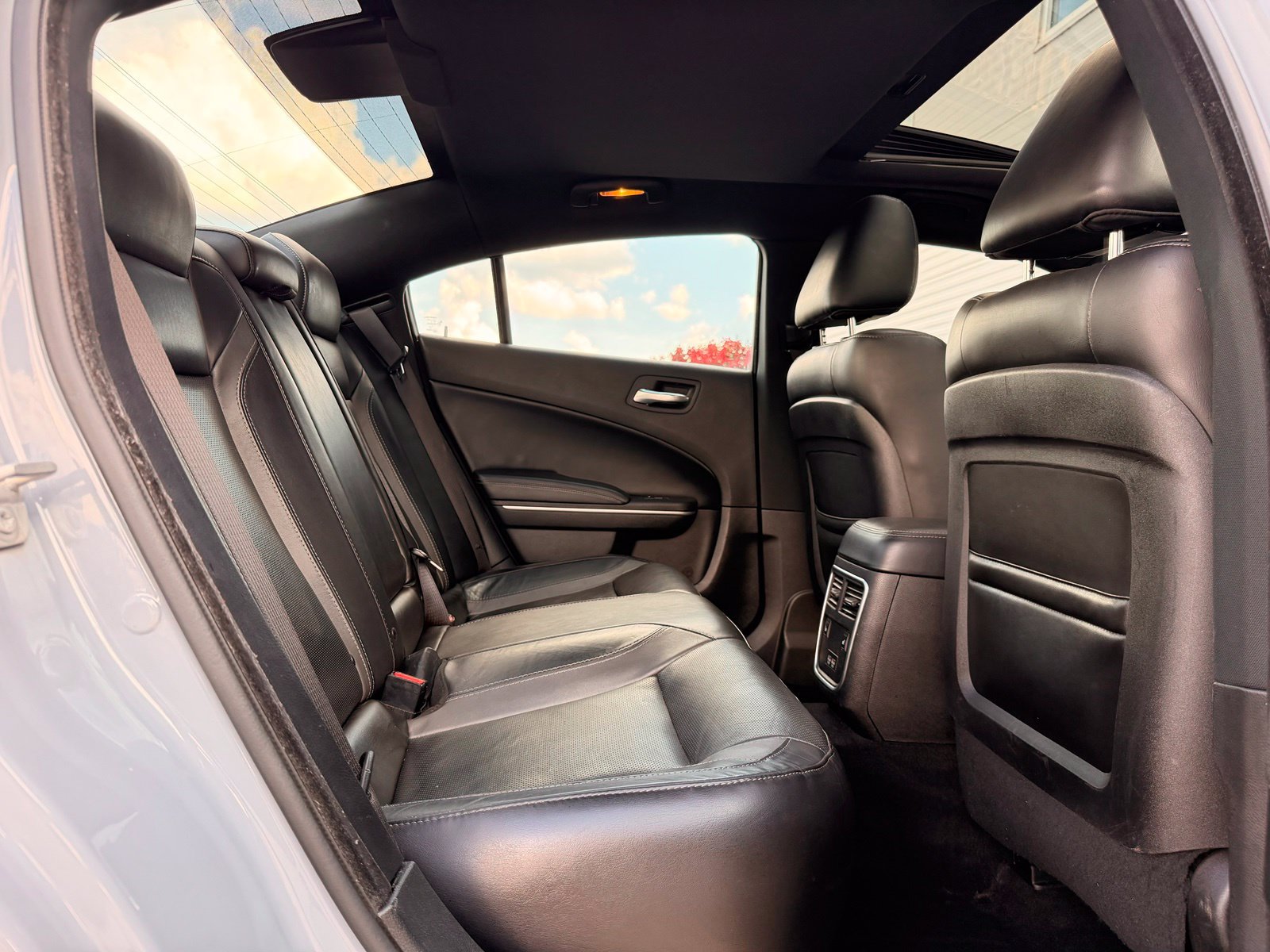Used 2022 Dodge Charger SXT w/ Leather Interior Group RWD image 21