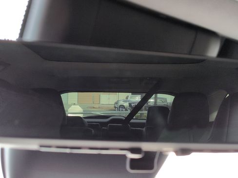 Used 2023 Toyota Highlander Platinum image 26