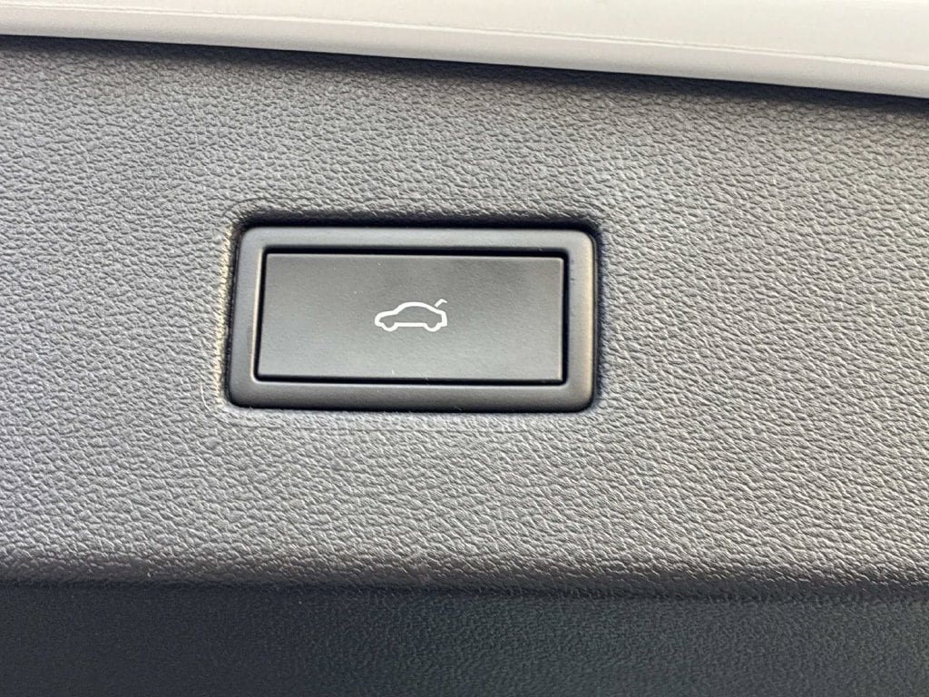 Used 2024 Volkswagen Tiguan SE FWD image 15
