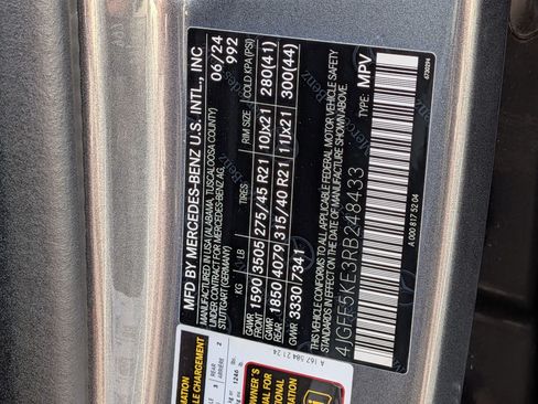 Certified 2024 Mercedes-Benz GLS 450 4MATIC w/ AMG Line Exterior image 38