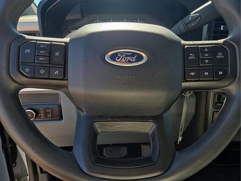 Used 2025 Ford F250 XLT w/ FX4 Off-Road Package image 31
