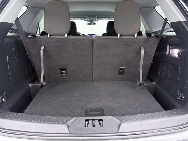 Used 2022 Ford Explorer XLT w/ Class IV Trailer Tow Package RWD image 13