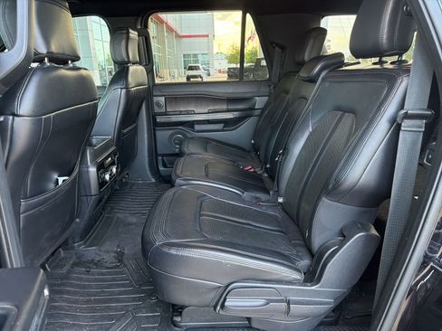 Used 2019 Ford Expedition Max Limited RWD image 11