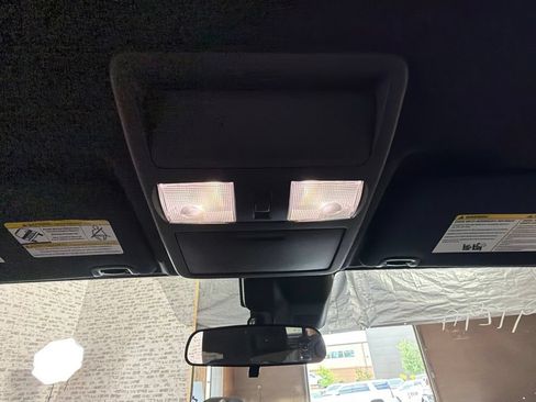 Used 2025 Nissan Frontier Pro-X w/ Pro Convenience Package RWD image 21