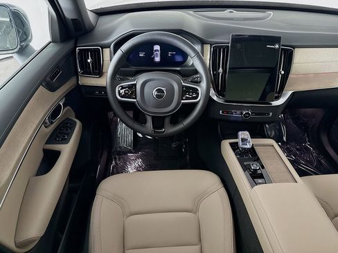 New 2026 Volvo XC90 T8 Plus w/ Protection Package AWD/4WD image 24