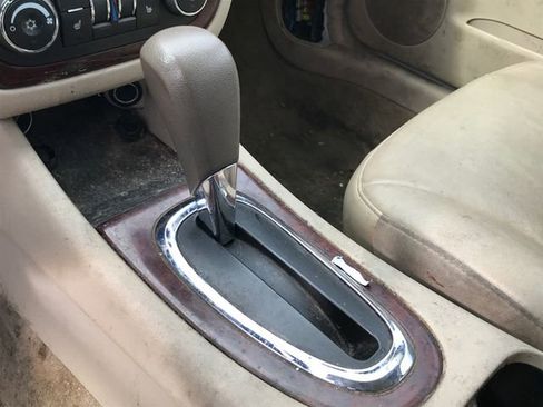 Used 2008 Chevrolet Impala LT w/ Luxury Edition Package image 7