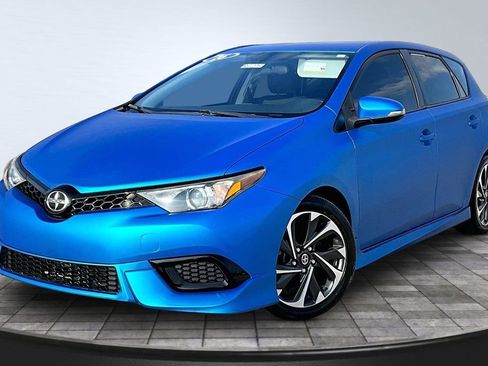 Used 2016 Scion iM image 1