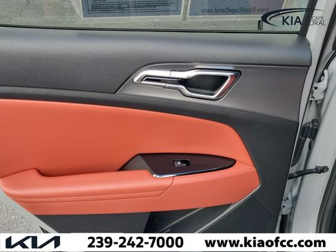 Certified 2024 Kia Sportage SX FWD image 15