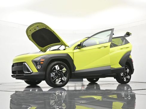 Used 2024 Hyundai Kona SEL FWD image 47