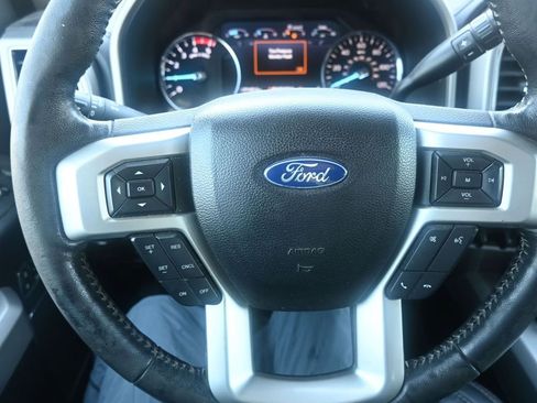 Used 2019 Ford F250 Lariat image 23