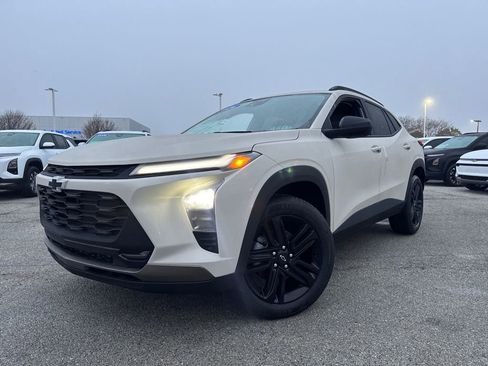 New 2026 Chevrolet Trax ACTIV w/ Driver Confidence Package image 1