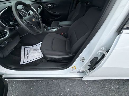 Used 2022 Chevrolet Malibu LS FWD image 12