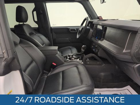 Certified 2025 Ford Bronco Big Bend w/ Black Diamond Package AWD/4WD image 15
