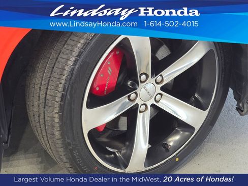 Used 2016 Dodge Challenger R/T RWD image 25