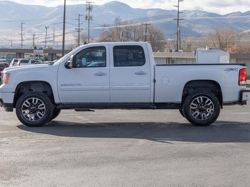 Used 2013 GMC Sierra 3500 Denali image 3