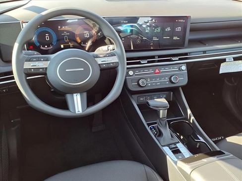 New 2025 Hyundai Tucson SE image 14