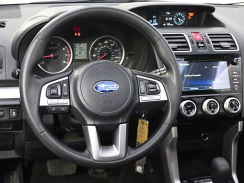 Used 2017 Subaru Forester 2.5i Premium w/ Popular Package #2A AWD/4WD image 12