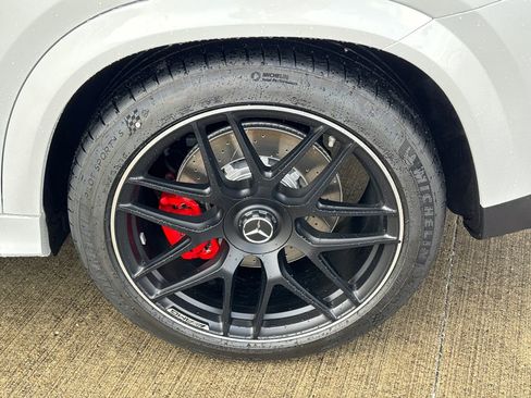 New 2026 Mercedes-Benz GLE 63 AMG S image 23