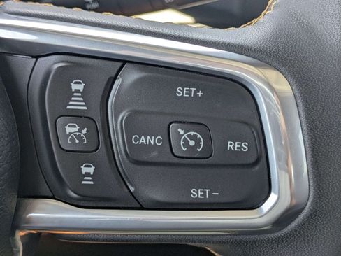 Used 2024 Jeep Wrangler Unlimited Sahara AWD/4WD image 23