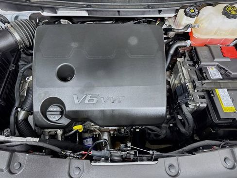 Used 2023 Chevrolet Traverse RS w/ LPO, Floor Liner Package image 32