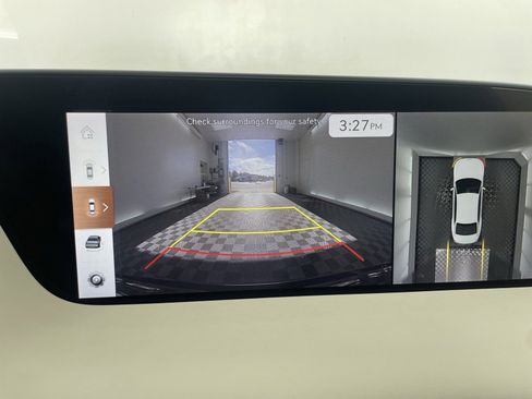 Used 2025 Genesis G90 3.5T image 11