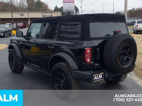 Used 2023 Ford Bronco Wildtrak image 10