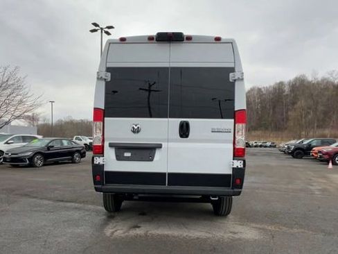 New 2026 RAM ProMaster 2500 w/ Premium Convenience Group image 7