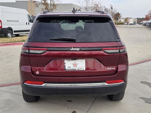 New 2025 Jeep Grand Cherokee Laredo X image 4