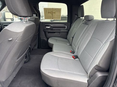 Used 2024 RAM 2500 Big Horn w/ Bed Utility Group image 16