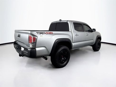 Certified 2023 Toyota Tacoma TRD Off-Road w/ Technology Package AWD/4WD image 6