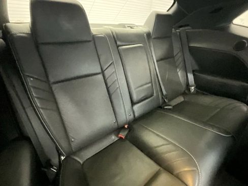 Used 2016 Dodge Challenger SRT Hellcat image 14