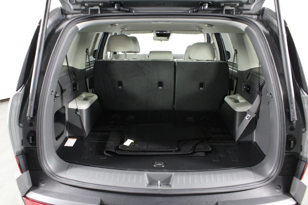 Certified 2027 Hyundai Santa Fe SEL FWD image 19