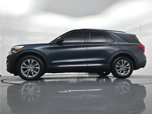 Used 2023 Ford Explorer Limited w/ Equipment Group 301A RWD image 41