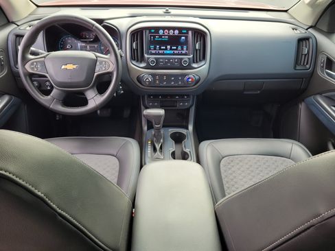 Used 2016 Chevrolet Colorado Z71 AWD/4WD image 14