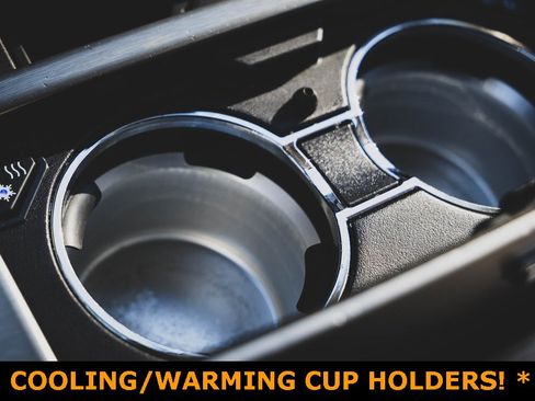 Used 2011 Cadillac Escalade ESV Platinum image 8