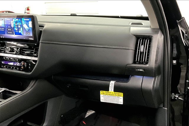 New 2026 Nissan Pathfinder Platinum w/ Cargo Package AWD/4WD image 35