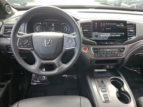 Certified 2023 Honda Passport EX-L image 10