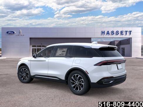 Used 2026 Lincoln Nautilus Premier w/ Equipment Group 102A AWD/4WD image 5
