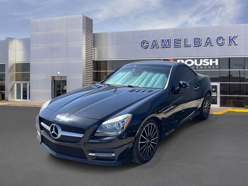 Used 2015 Mercedes-Benz SLK 250 image 12
