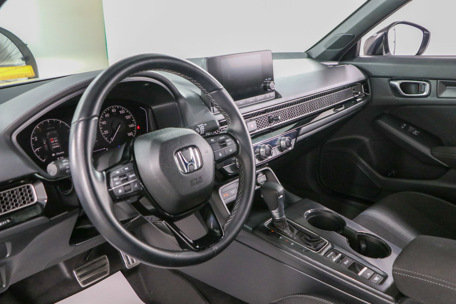 Used 2025 Honda Civic Sport image 22