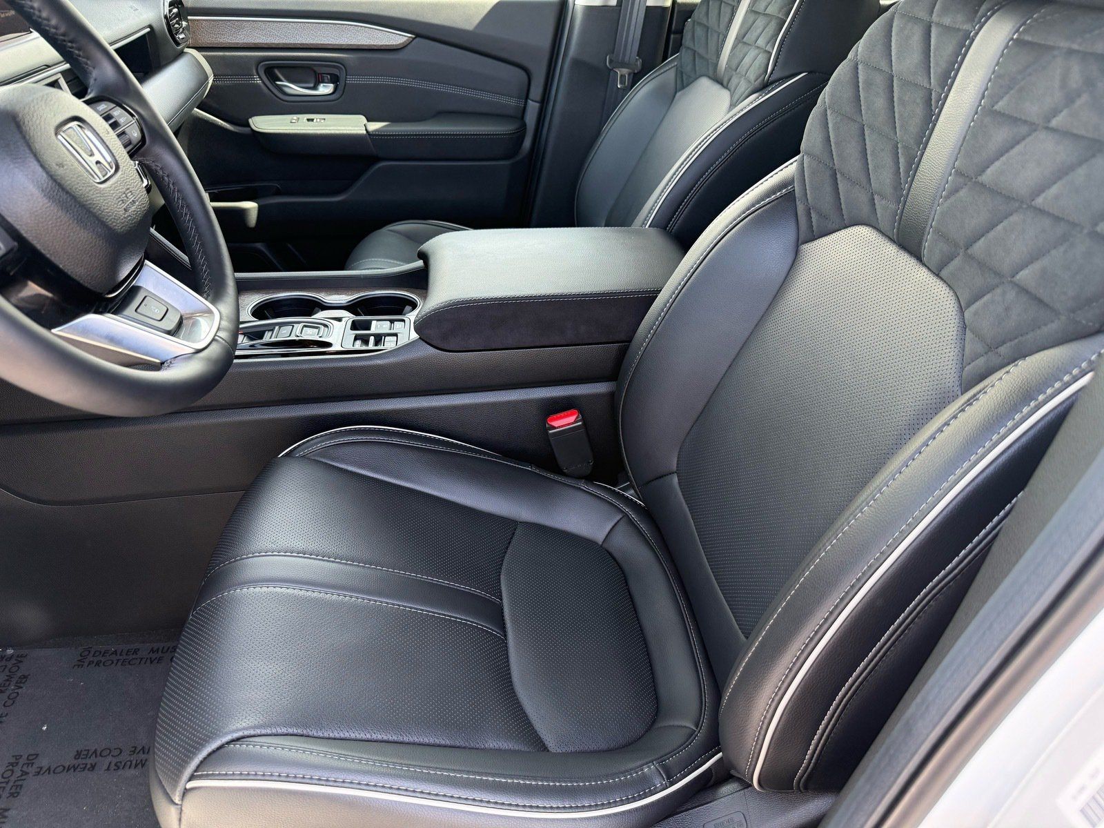 Used 2026 Honda Pilot Elite image 13