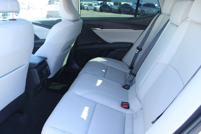 Used 2026 Toyota Camry XLE FWD image 37