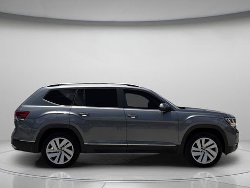 Used 2021 Volkswagen Atlas SEL FWD image 2
