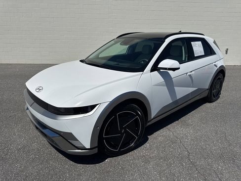 Used 2026 Hyundai Ioniq 5 Limited AWD/4WD image 1