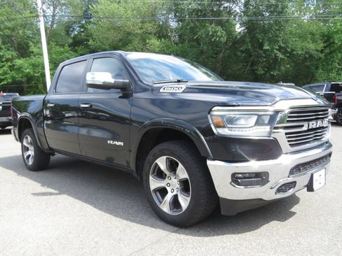 Used 2021 RAM 1500 Laramie AWD/4WD image 3