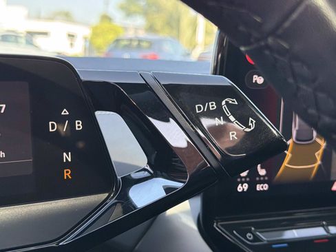 Certified 2023 Volkswagen ID.4 Pro S RWD image 21