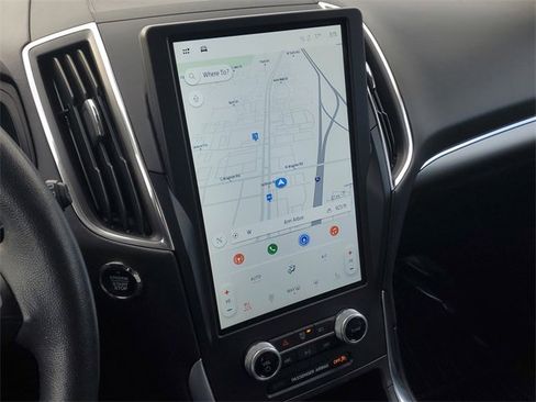 Certified 2023 Ford Edge Titanium image 18