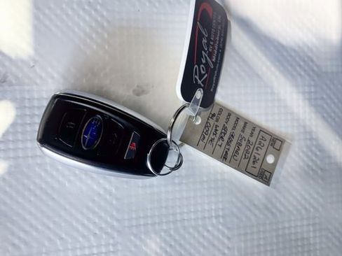 Used 2022 Subaru Crosstrek 2.5i Sport w/ Moonroof Package image 31