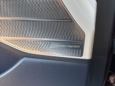 Used 2024 Hyundai Palisade Calligraphy image 17